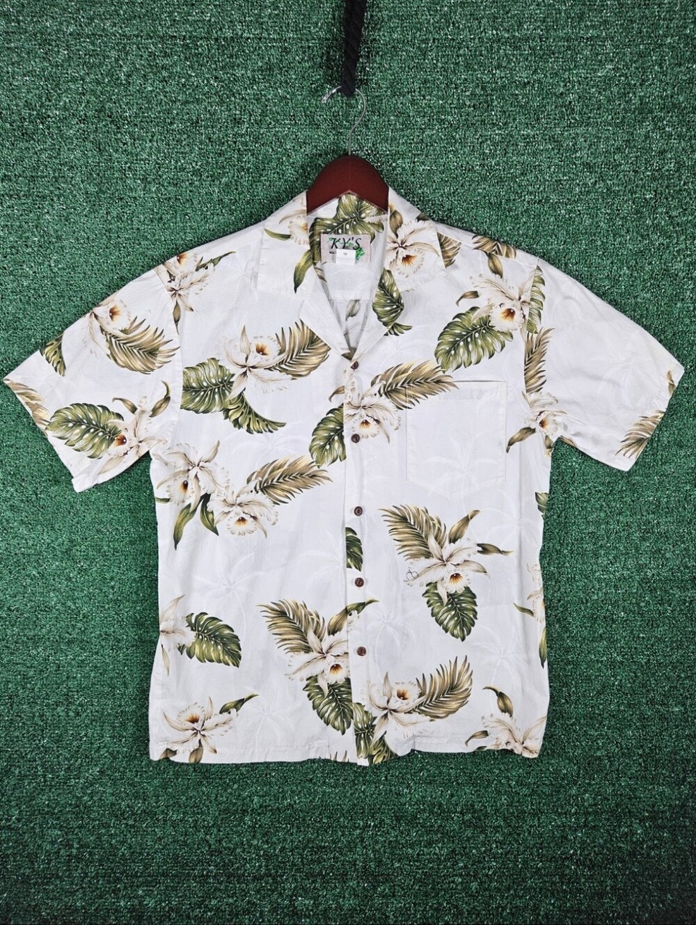 KY'S Hawaiian Floral Button Down Shirt / Mens Size Medium / Made In Hawaii